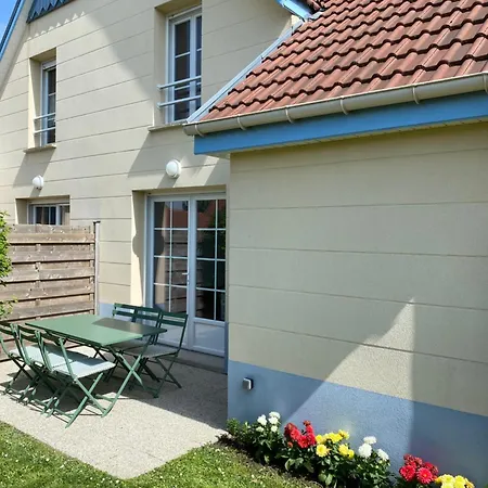 Holiday home Maison 2-6 Pers Avec Terrasse,jardin , Parking Prive *